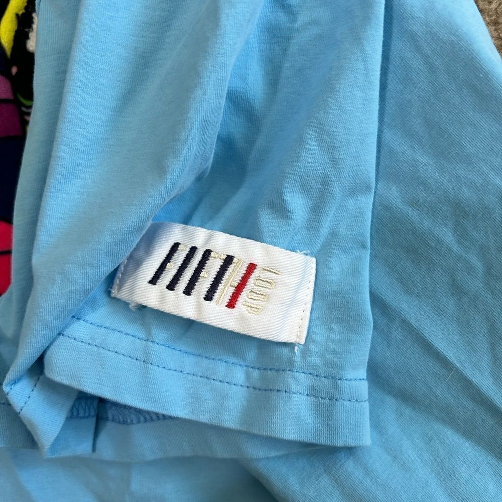 Fifth Loop Abstract Tshirt - Picture 4 of 4